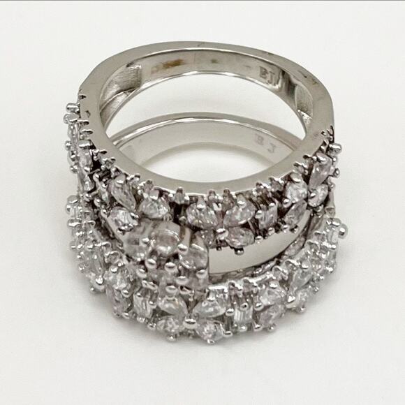 Fashion Jewelry Ring Set Silver Plated Cubic Zirconia Size 7 - Picture 1 of 7